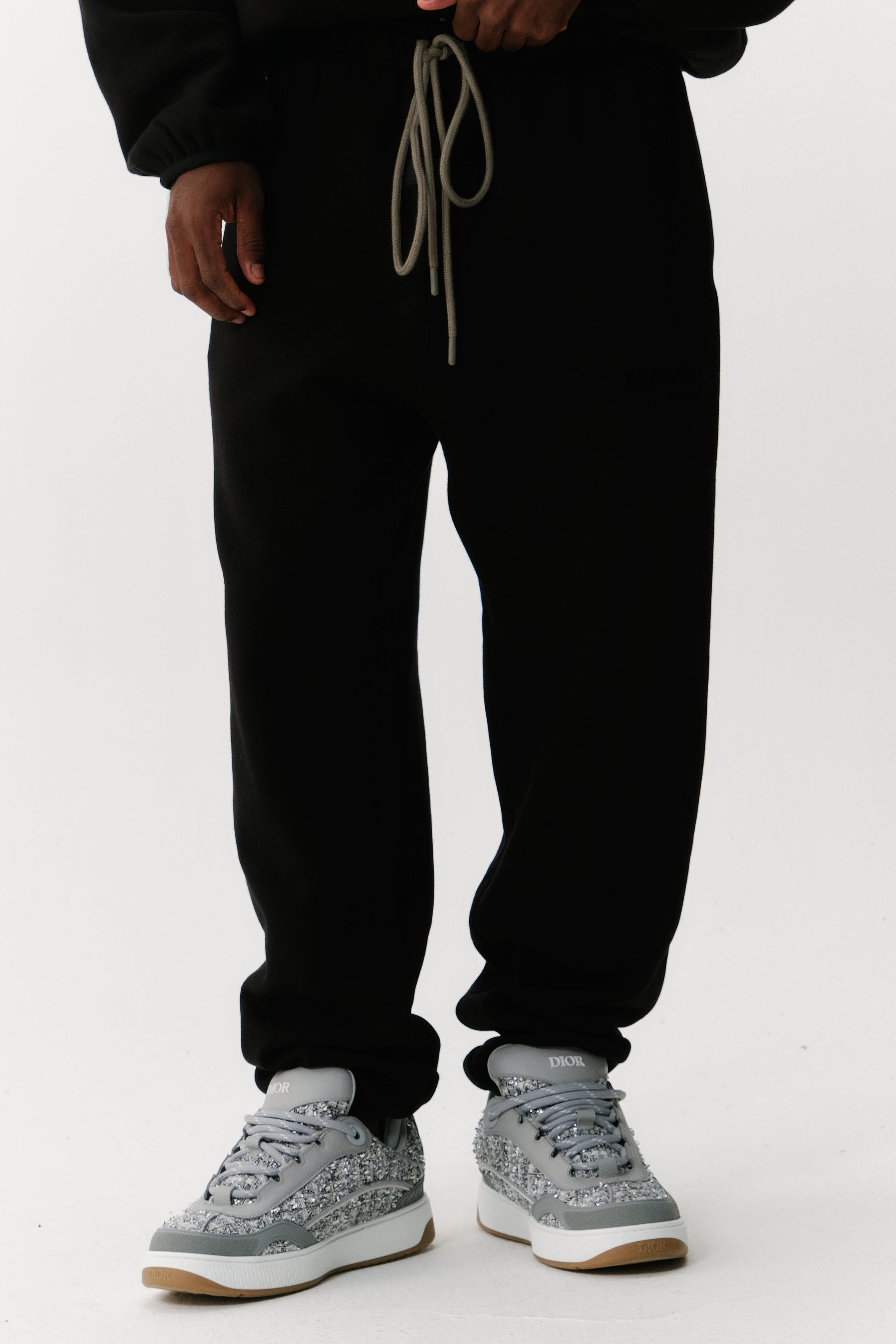Calça Essentials Black