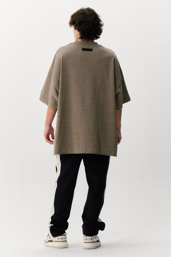 Camiseta Essentials Heavy S/S