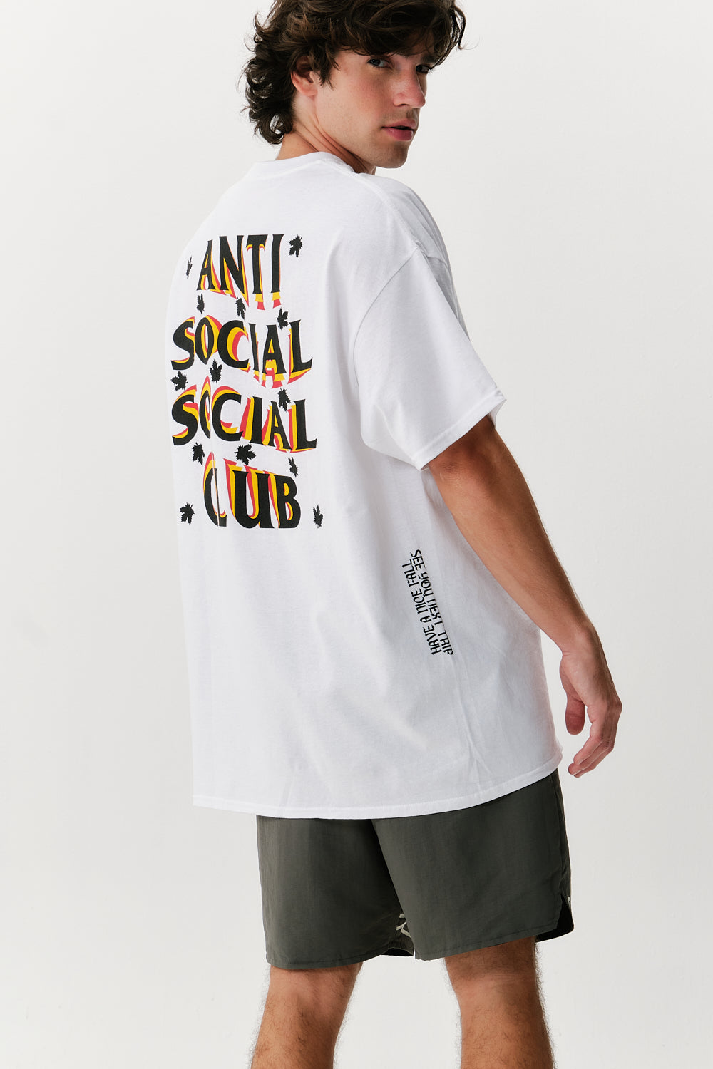 Camiseta Anti Social Social Club El.Em.Ay