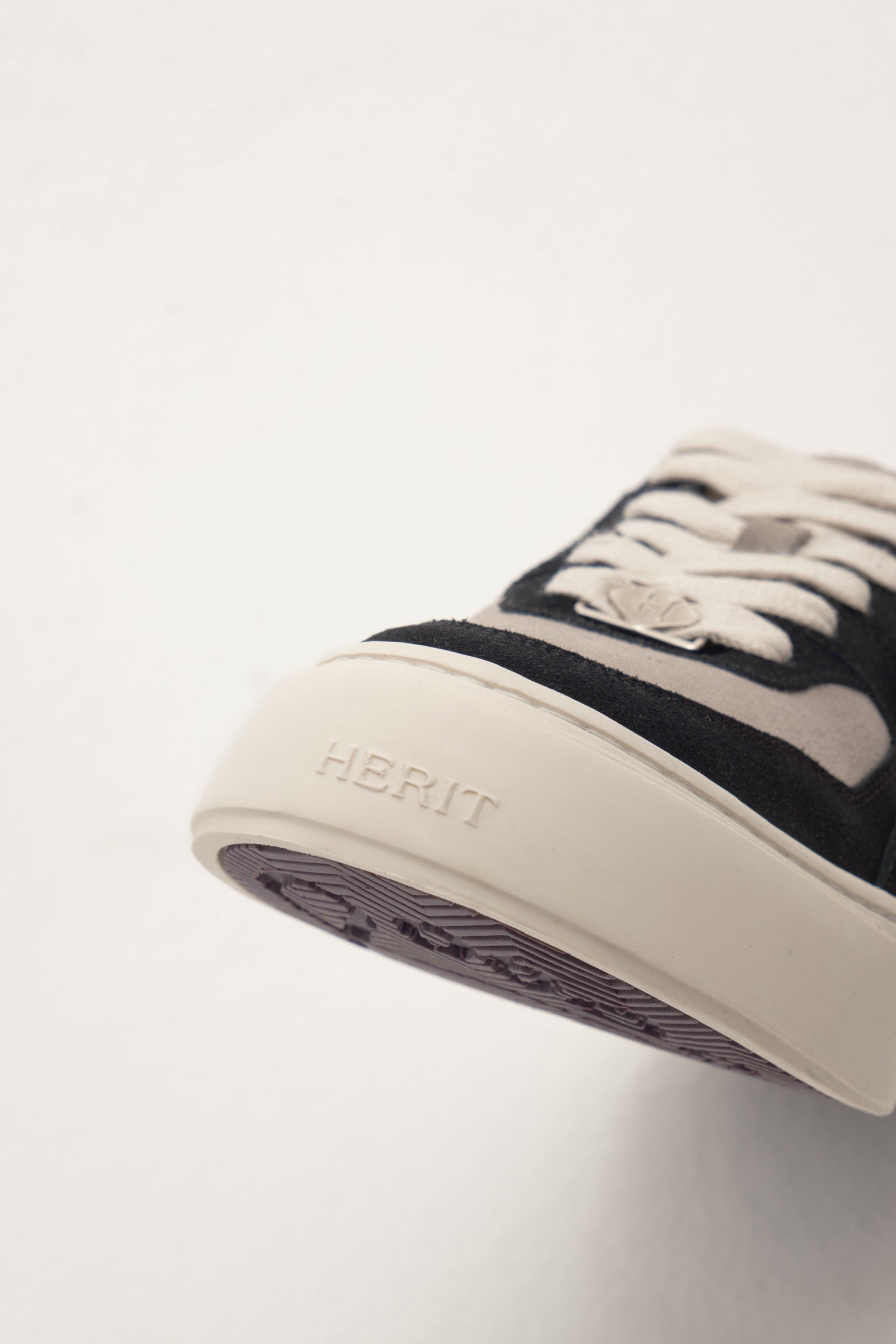 Herit Age Moon