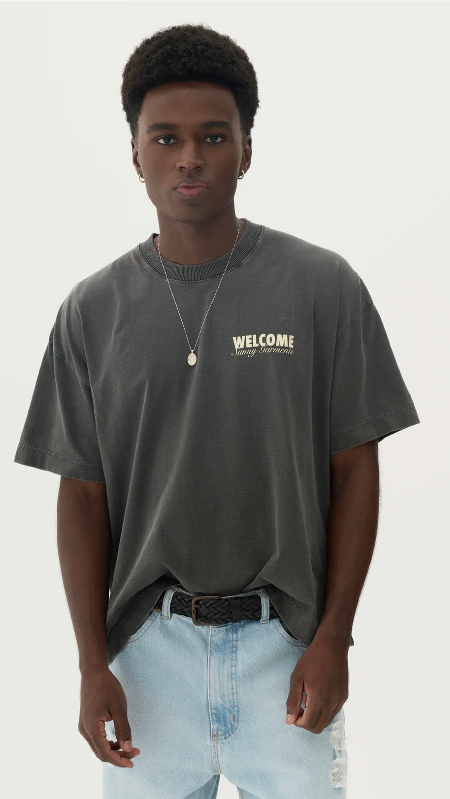 Camiseta Welcome Boxy Fit Pins