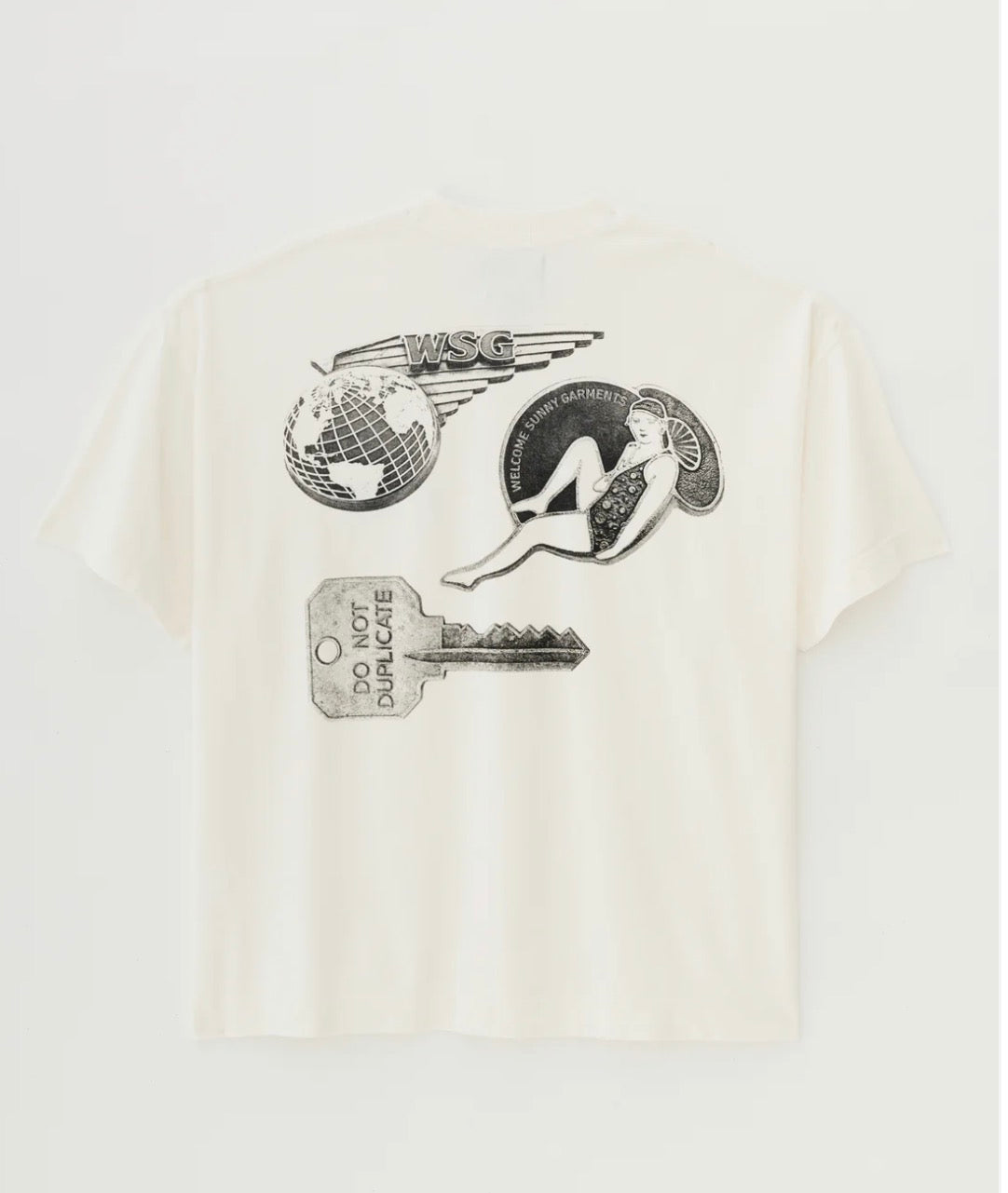 Camiseta Welcome Boxy Fit Pins
