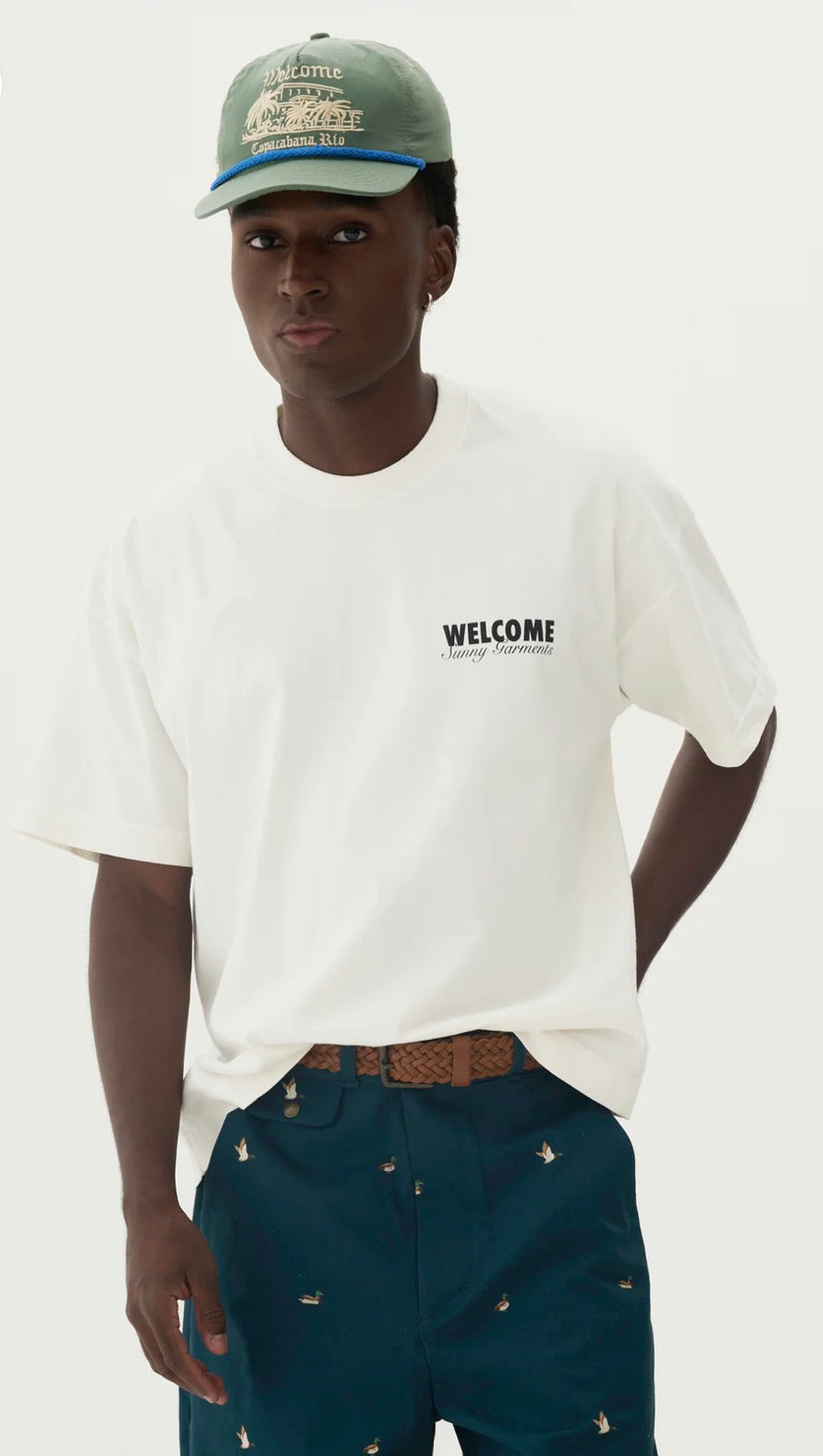Camiseta Welcome Boxy Fit Pins