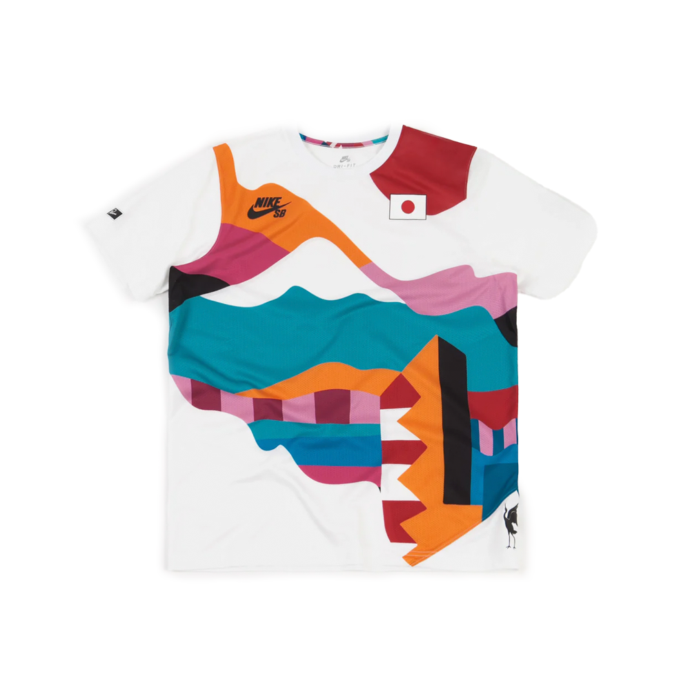 Camiseta Nike x Parra Japão