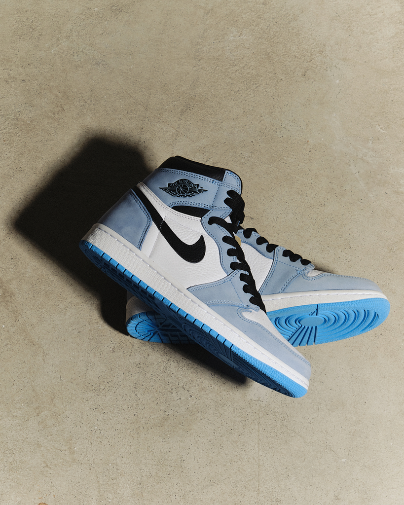 Nike Air Jordan 1 University Blue