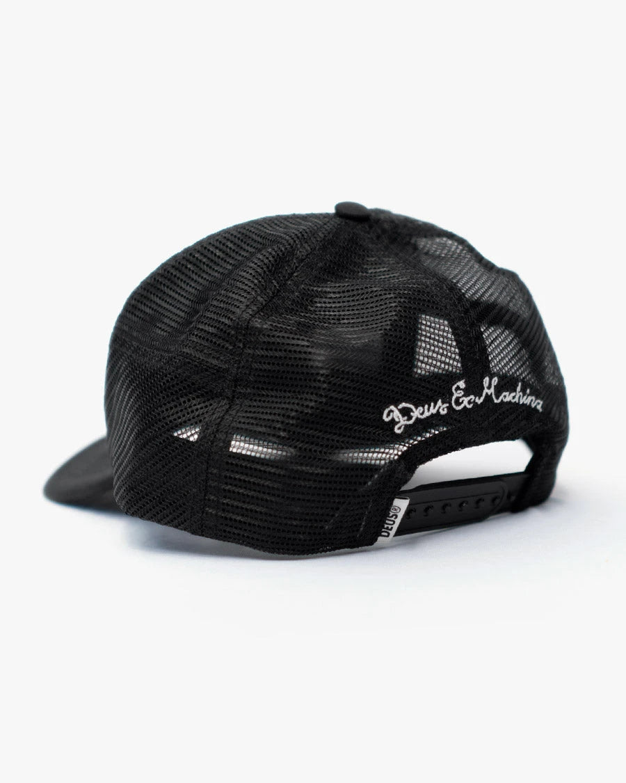 bone-deus-ex-machina-sao-paulo-address-trucker