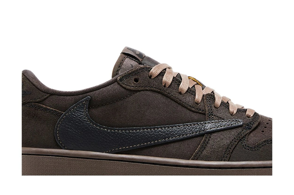 nike-air-jordan-1-low-x-travis-scott-velvet-brown-marrom